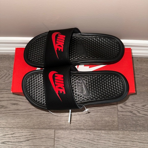 Nike slides, Black - Picture 4 of 4